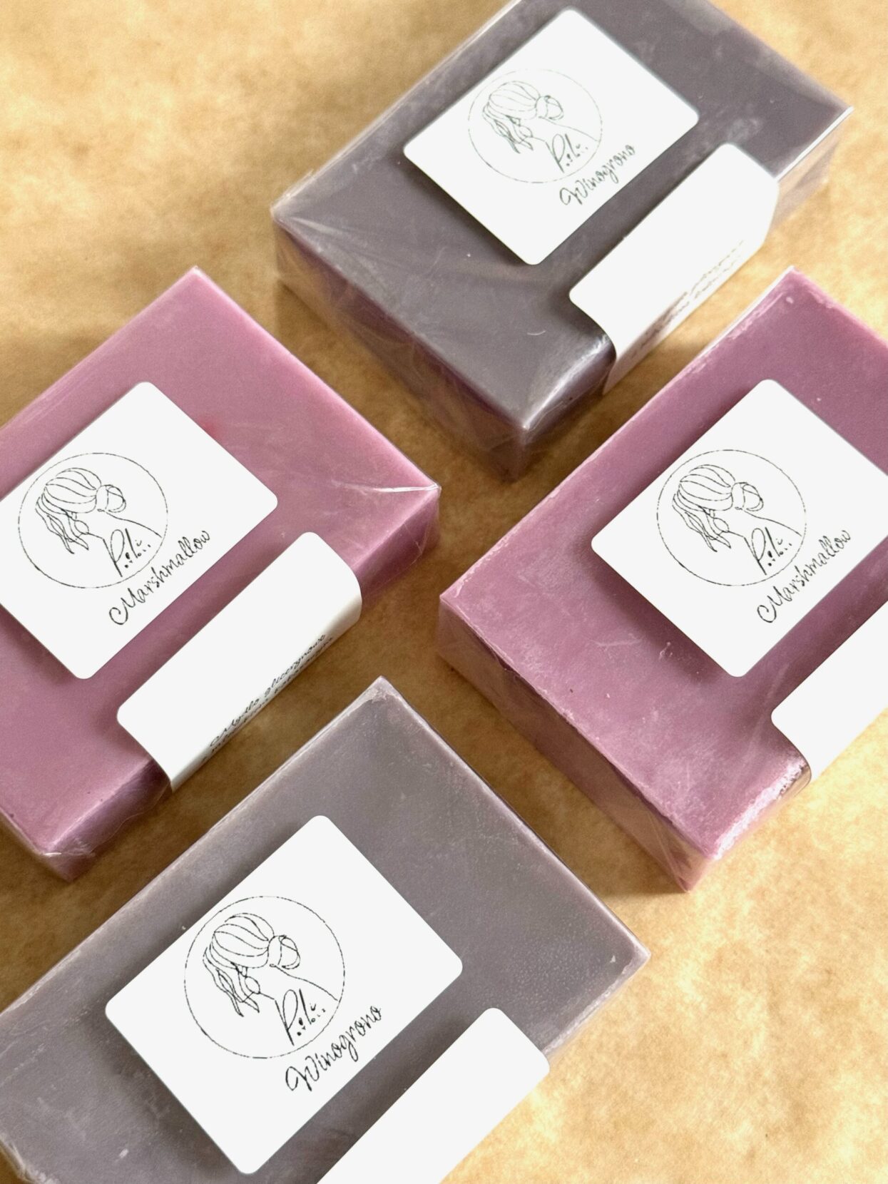 Mydło glicerynowe z mleczkiem kokosowym - obrazek 2